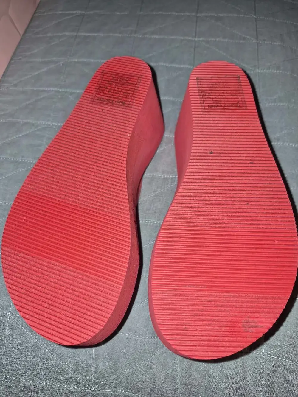 Juicy Couture Undine 2 Red Strawberry Wedge Sandals With Gingham Bow